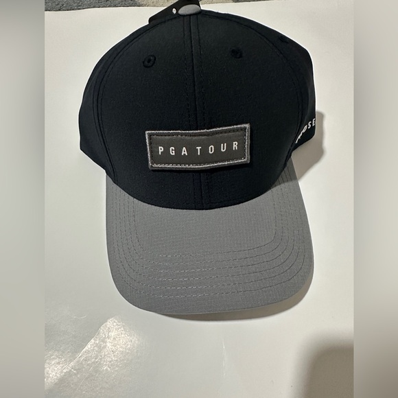 PGA CAP Two-Tone Performance Cap - Picture 3 of 4